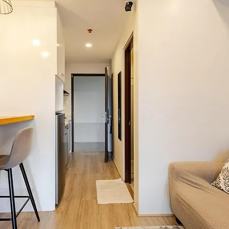 Fully Furnished Minimalist Unit Near It Park Cebu Apartment