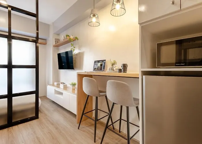 Fully Furnished Minimalist Unit Near It Park Apartment Cebu