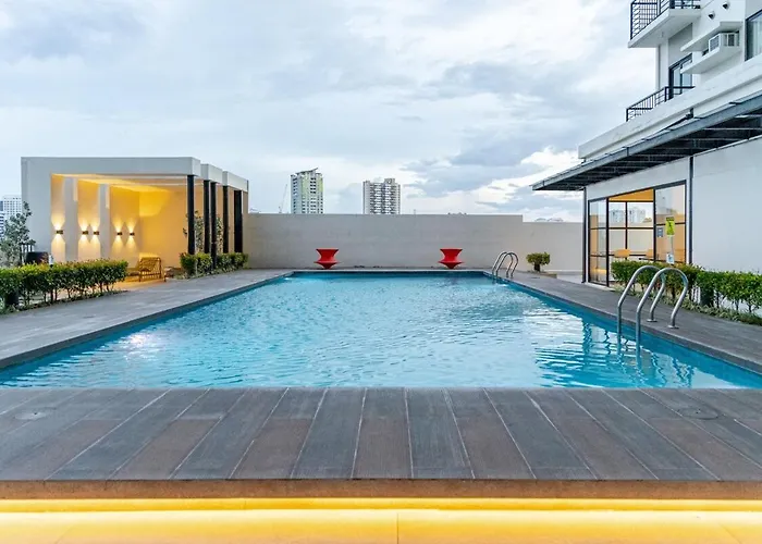 Fully Furnished Minimalist Unit Near It Park Apartment *