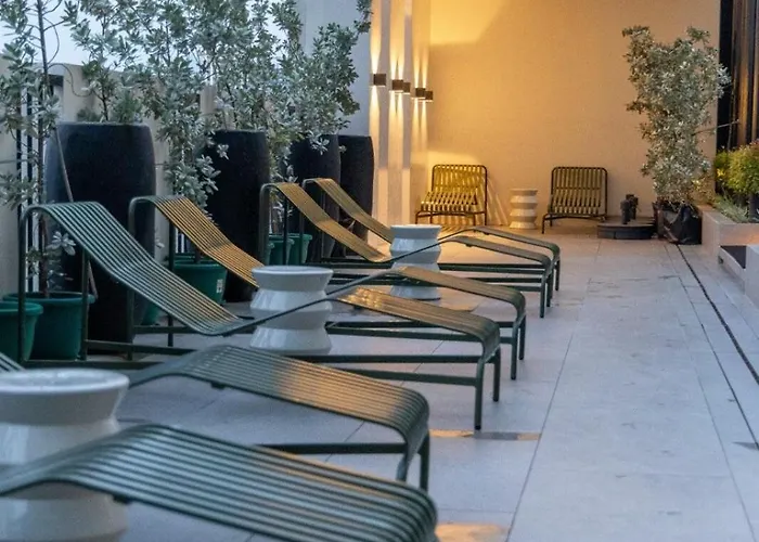 Apartment Fully Furnished Minimalist Unit Near It Park Cebu